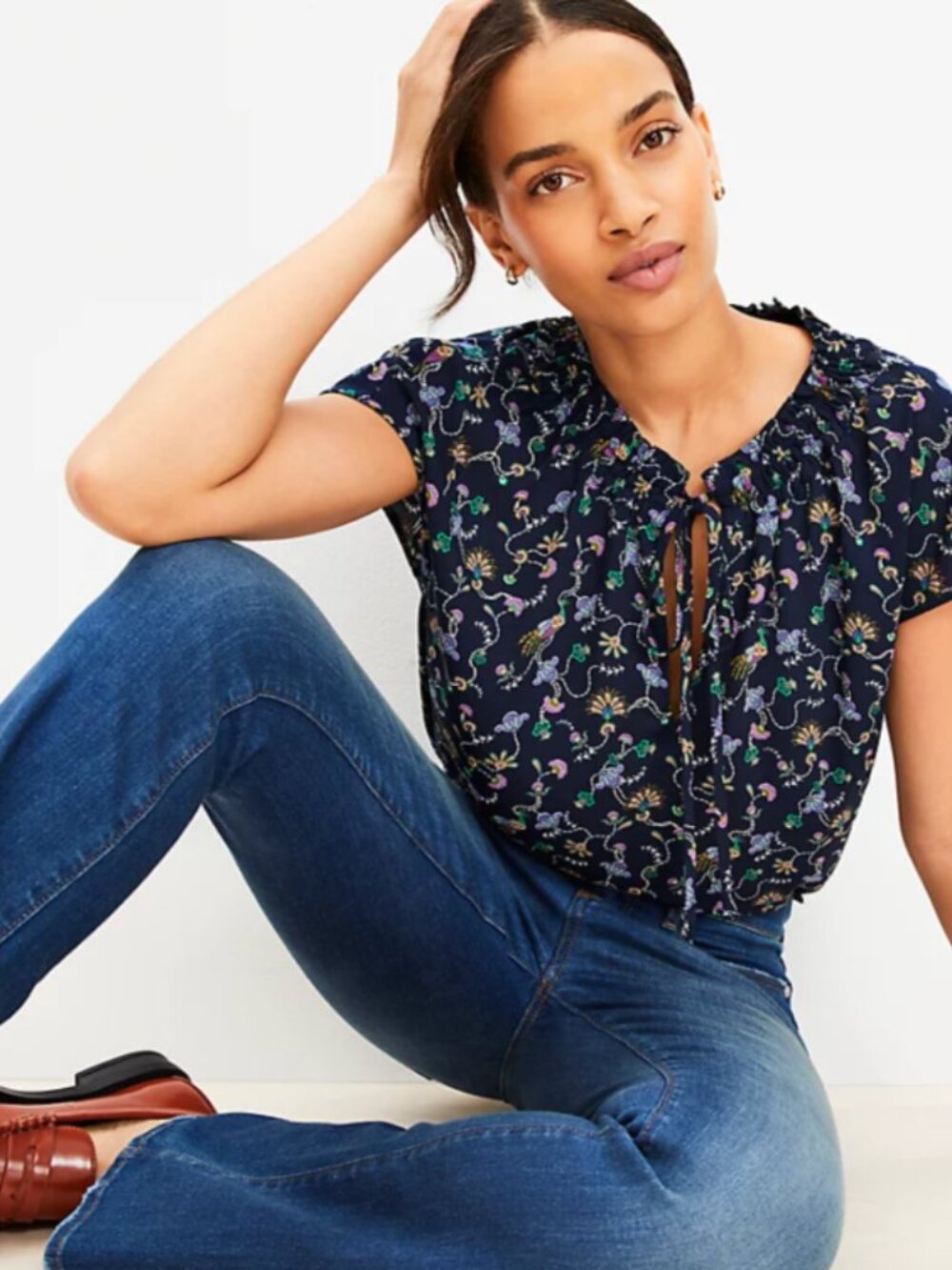 LOFT Medium Women's Tie-Neck Blouse